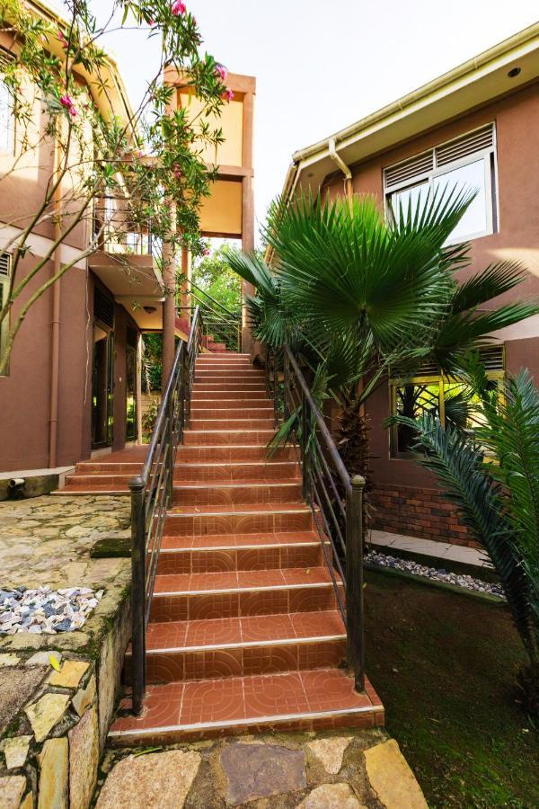 Santa Maria Hotel 엔테베 외부 사진