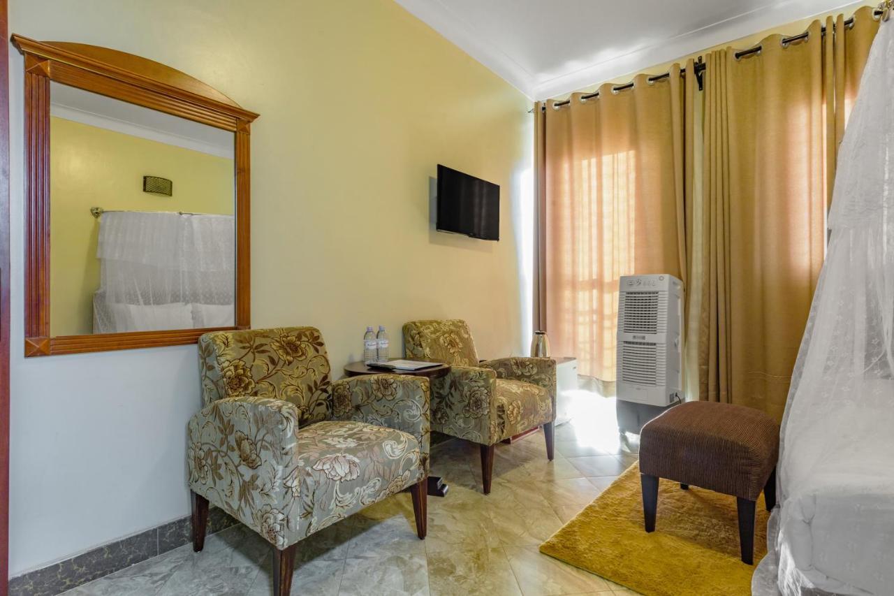 Santa Maria Hotel 엔테베 외부 사진