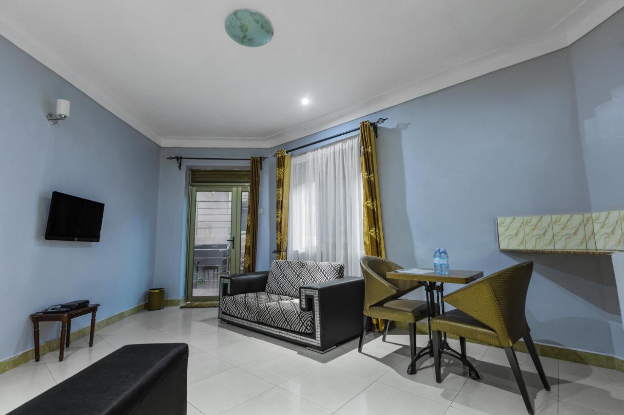 Santa Maria Hotel 엔테베 외부 사진