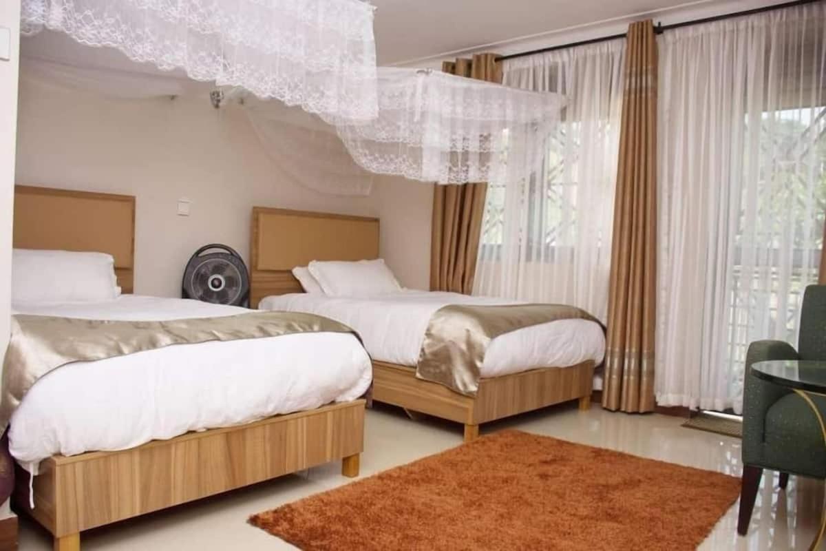 Santa Maria Hotel 엔테베 외부 사진